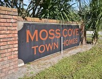 Building Photo - Charming Two-Story Townhome in Winter Spri...