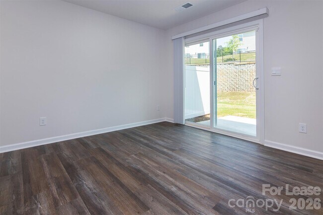 Building Photo - 5159 Hyrule Dr