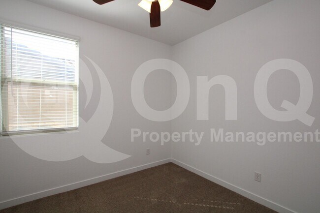Building Photo - 32011 N 125th Ave