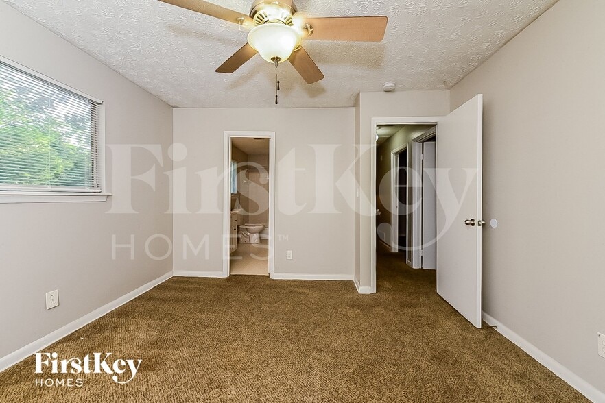 Building Photo - 5209 Flemish Ct