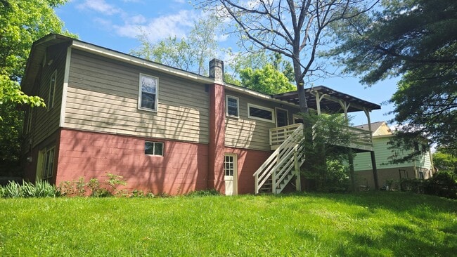 Building Photo - 67 Joyner Ave