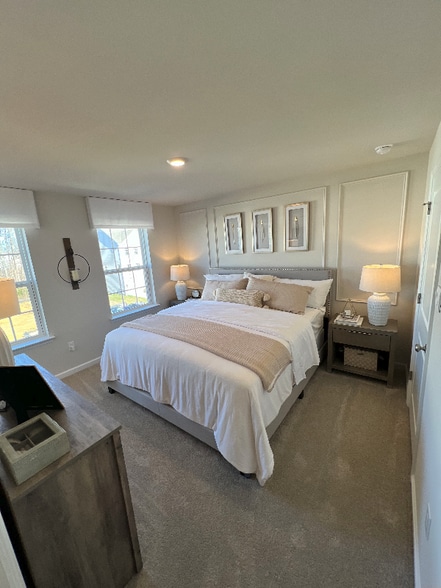 Building Photo - 215 Macoun Way