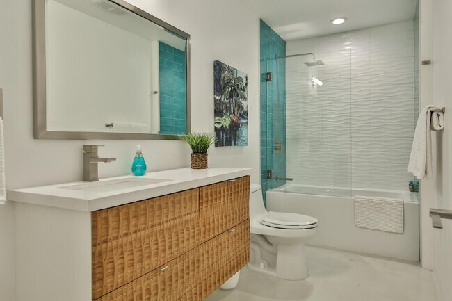 Building Photo - 47956 Silver Spur Trail