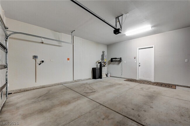 Building Photo - 4275 Tarim St
