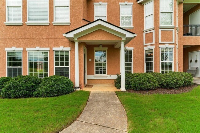 Building Photo - 901 Renaissance Ct