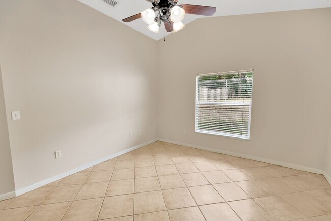 Building Photo - 2408 Camden Oaks Pl