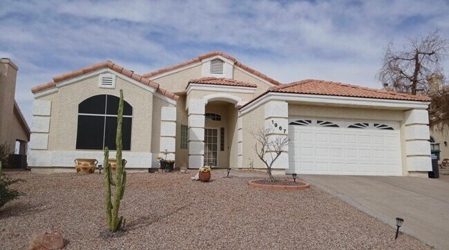 Primary Photo - 1967 E Desert Dr