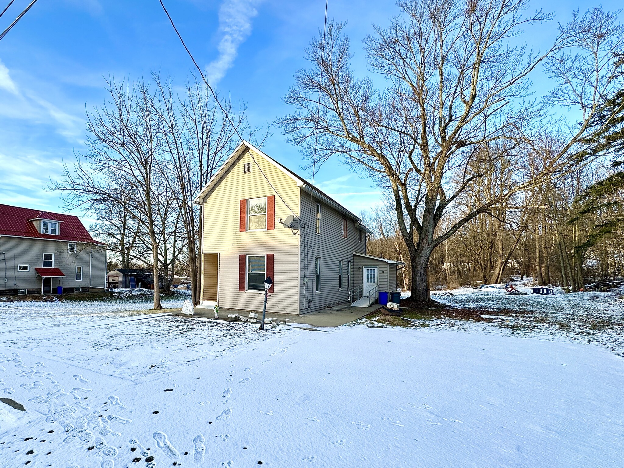 Building Photo - 923 Franklin Ave