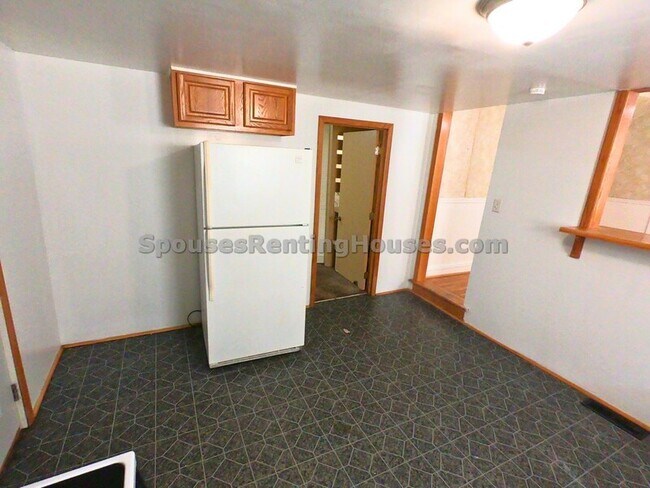 Building Photo - 212 S Emerson Ave