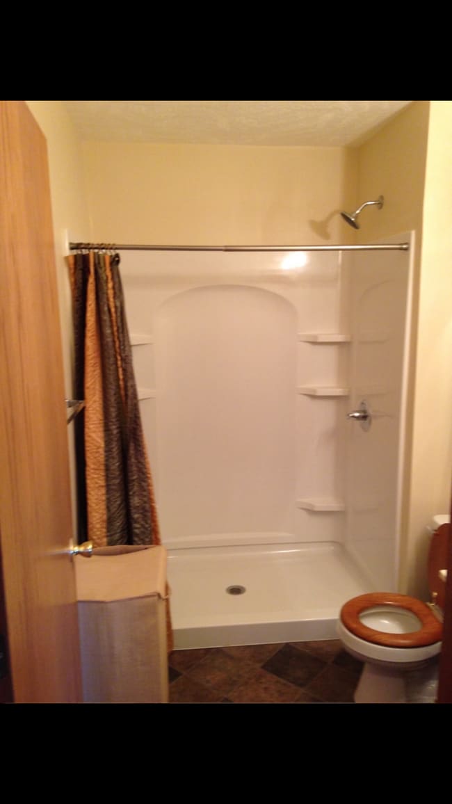 Building Photo - 715 Willis Ave