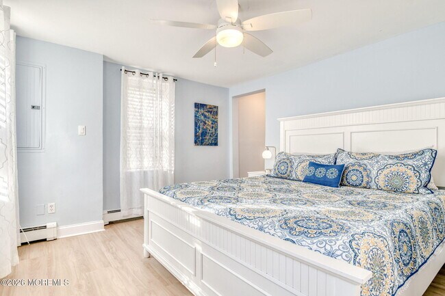 Building Photo - 18 Abbott Ave