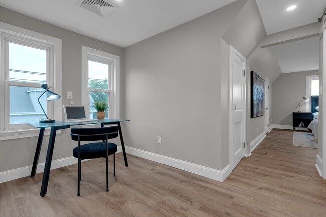 Building Photo - 71 Cypress St