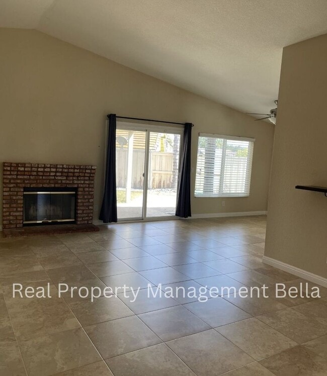 Building Photo - Charming Corner-Lot Home on a Peaceful Cul-de-Sac!