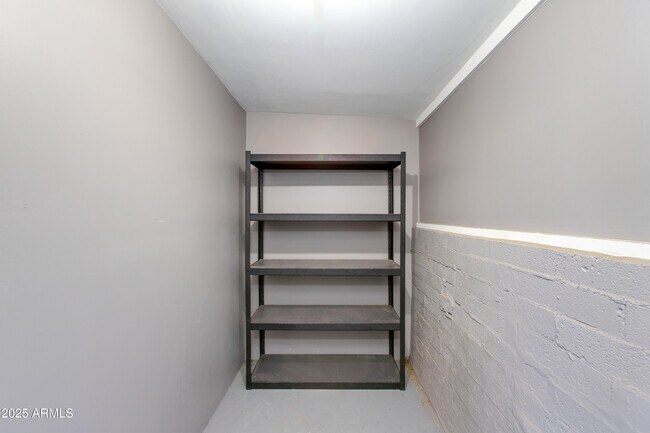 Building Photo - 4115 N 42nd Pl