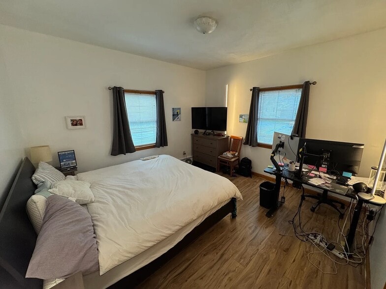 first floor unit - bedroom 1 - 229 Chapel St