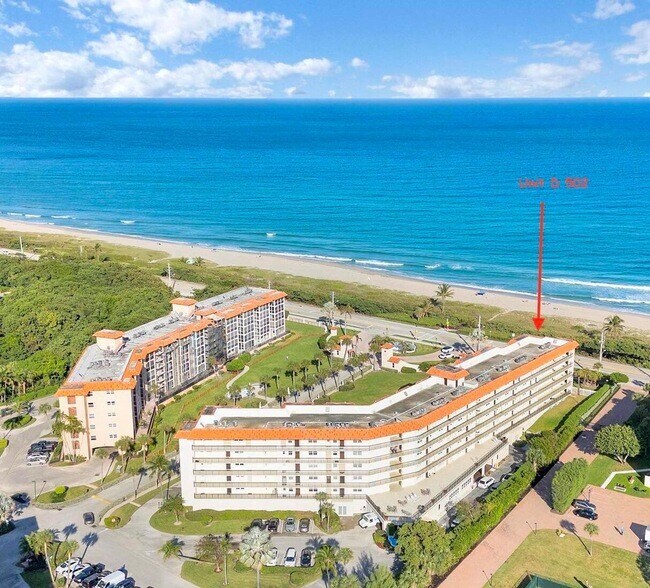 Building Photo - 2871 N Ocean Blvd