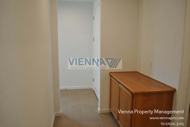 Building Photo - 111 Chesapeake Ct