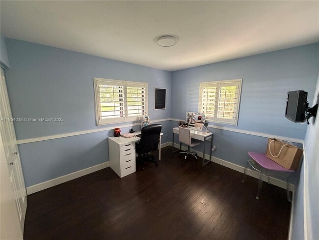 Building Photo - 5222 SW 128th Pl