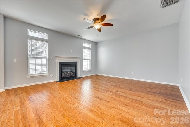 Building Photo - 618 Bayou Cir