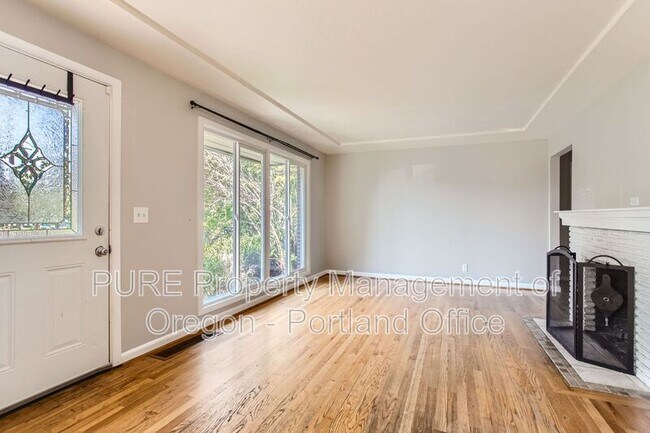 Building Photo - 3740 SE 134th Ave