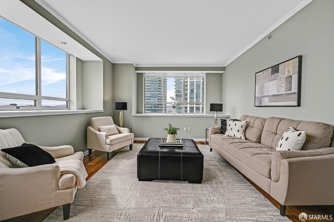 Building Photo - 400 Beale St