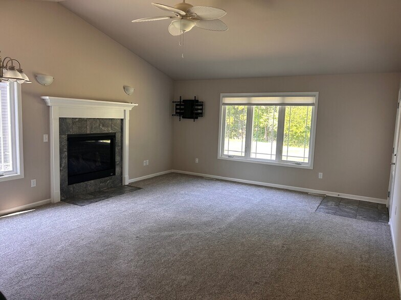 Great Room - 1051 Spring Brook Dr