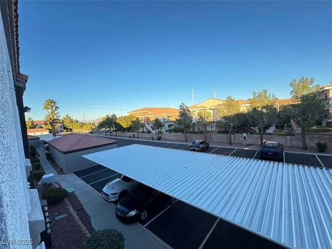 Building Photo - 700 Carnegie St