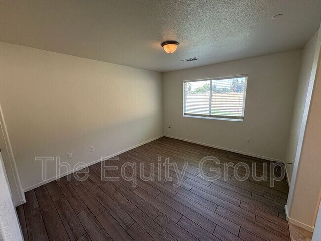 Building Photo - 2314 Cape Canyon Ave