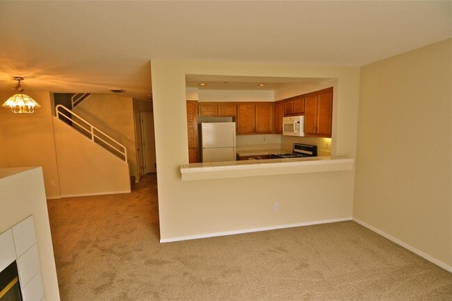 Building Photo - 6909 Rodling Dr