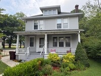 Building Photo - 303 Meadville St