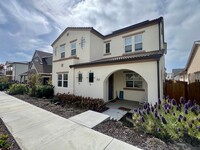 Building Photo - Lovely Single Family Home in Sea Haven -  ...