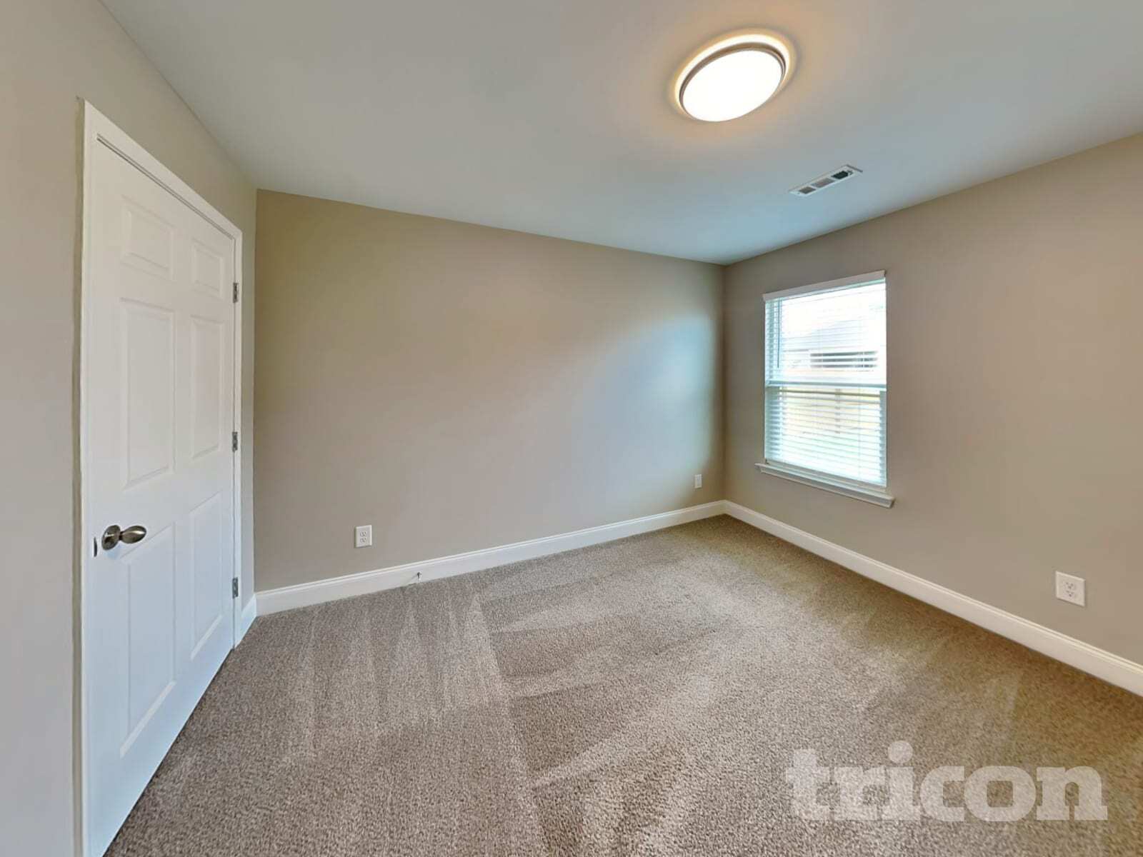 Building Photo - 1021 Laurelwood Dr