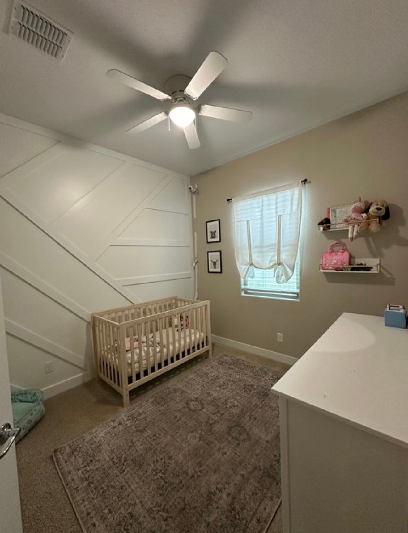 Building Photo - 2731 S Eastridge