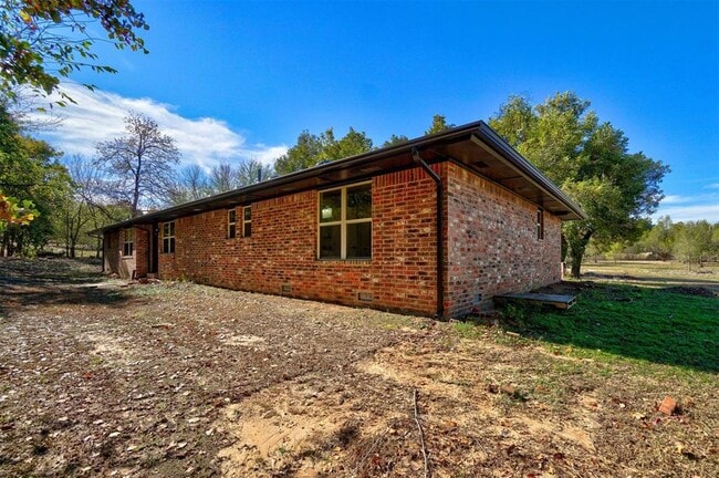 Building Photo - 6500 N Luther Rd