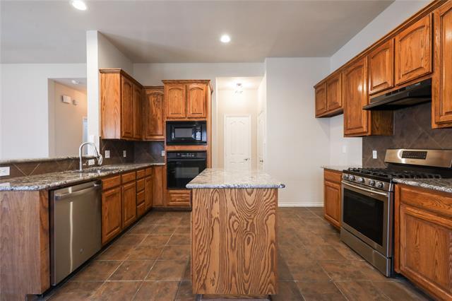 Building Photo - 5920 Silver Buckle Dr