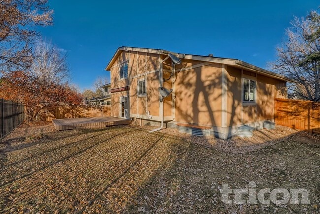 Building Photo - 5931 S Lima St