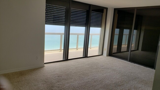 Building Photo - 3000 N Atlantic Ave