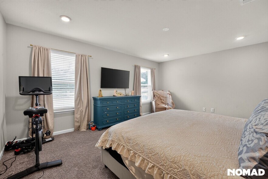 Building Photo - 1008 Enclave Cir
