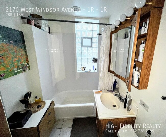 Building Photo - 2170 W Windsor Ave