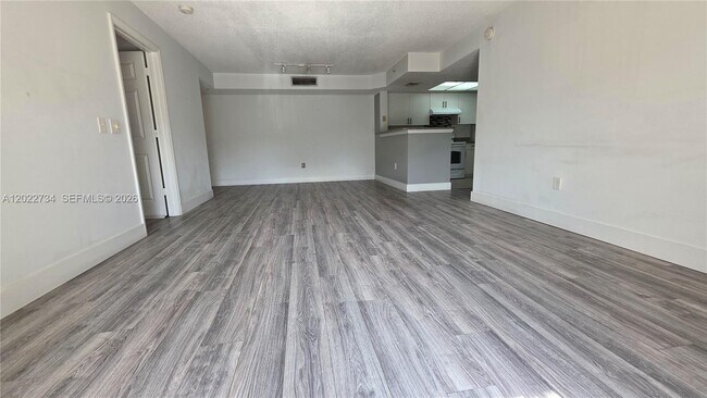Building Photo - 5011 Wiles Rd
