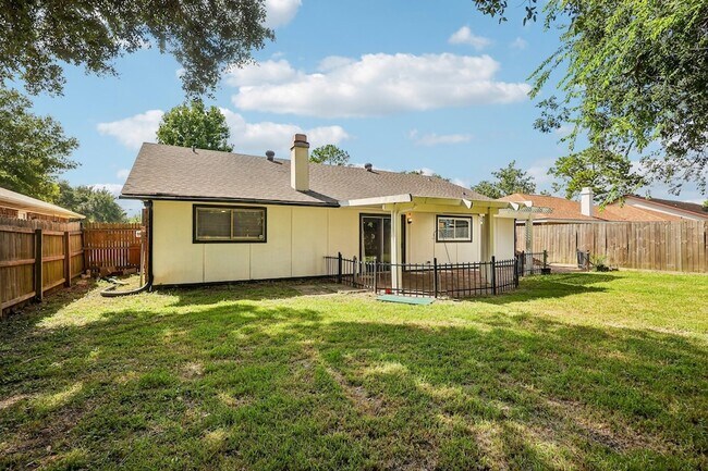 Building Photo - 4202 Townes Forest Rd