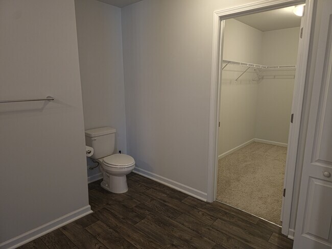 Building Photo - 129 Maple Tree Ln