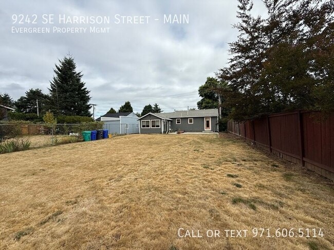Building Photo - 9242 SE Harrison St