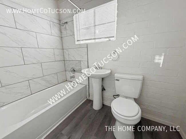 Building Photo - 4124 S 9th Ave