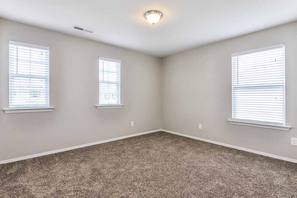 Building Photo - 440 Kerriann Ln