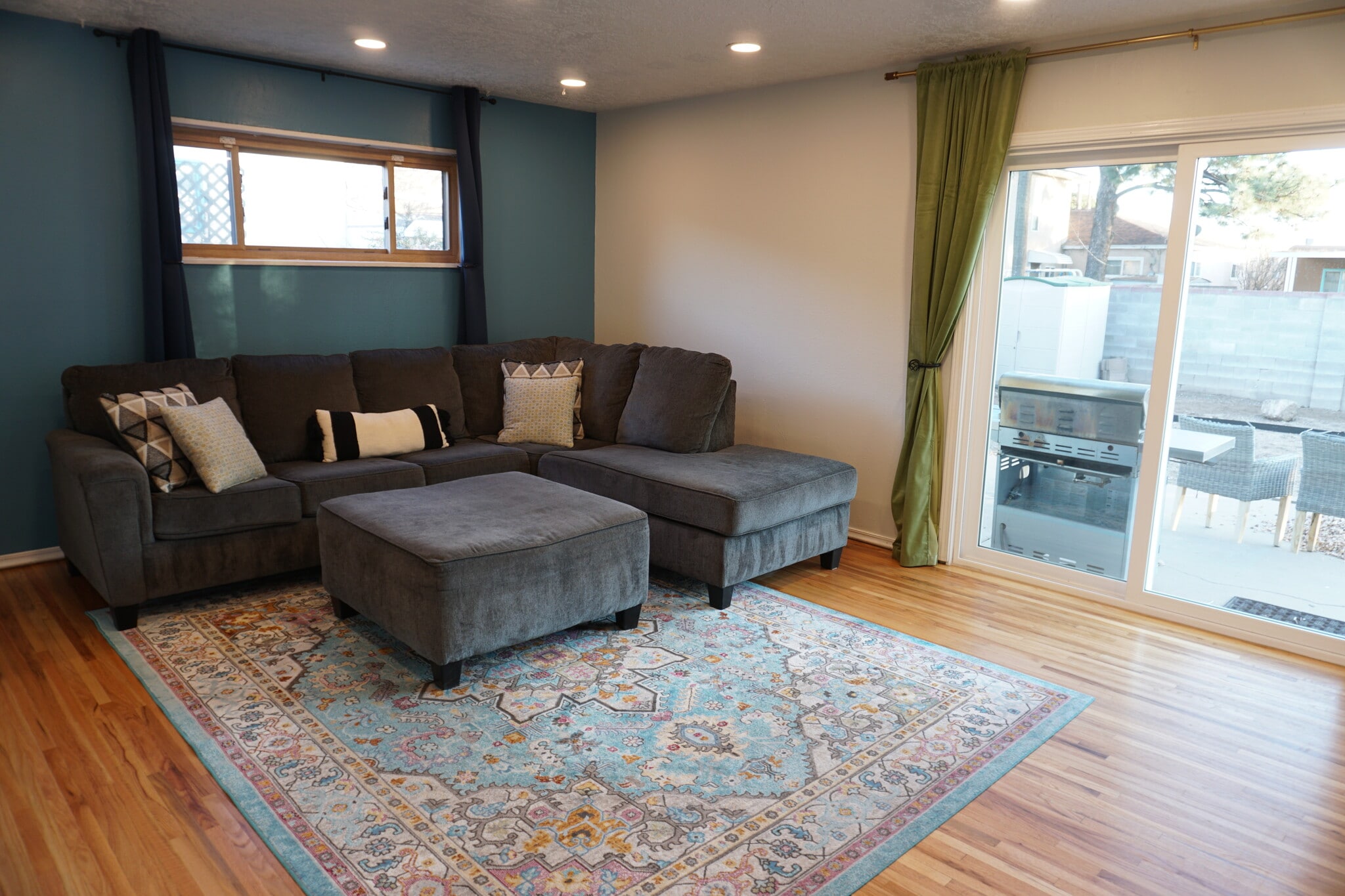 Building Photo - 10108 Chapala Ct NE