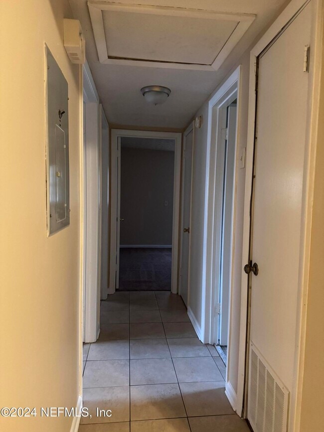 Building Photo - 5719 Marlin Ct