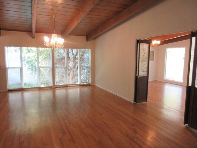 Building Photo - 13235 Cumpston St