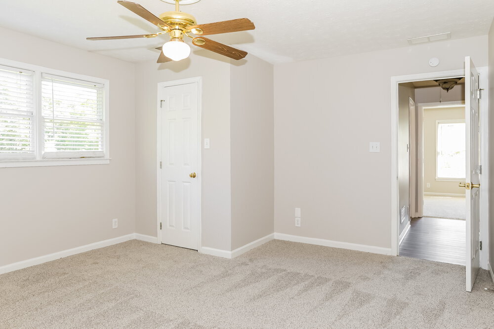 Building Photo - 2461 Sanjo St NE