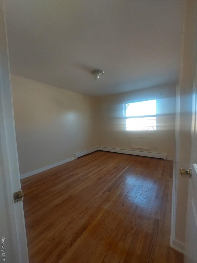 Building Photo - 1123 Schenectady Ave